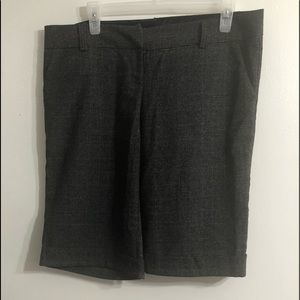 Women's low Rise dressing Bermuda pant gray plaid.Large